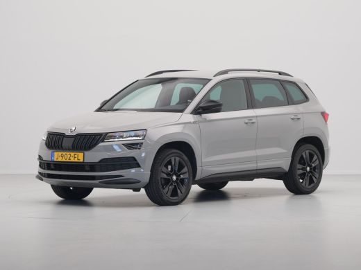 Skoda Karoq 1.5 TSI ACT 150pk Sportline Business Navigatie Digital Cockpit Camera Keyless Carplay 10 ActivLease financial lease