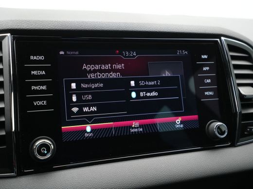 Skoda Karoq 1.5 TSI ACT 150pk Sportline Business Navigatie Digital Cockpit Camera Keyless Carplay 10 ActivLease financial lease
