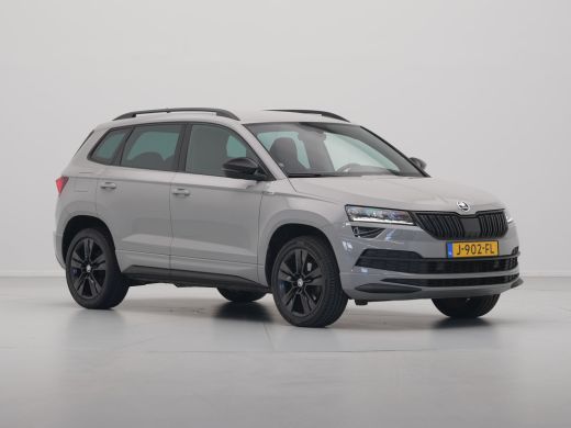 Skoda Karoq 1.5 TSI ACT 150pk Sportline Business Navigatie Digital Cockpit Camera Keyless Carplay 10 ActivLease financial lease