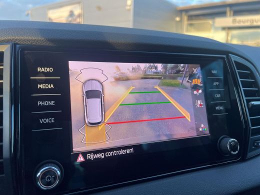 Skoda Karoq 1.5 TSI ACT Business Edition | LED | A. Camera | Cruise | Navi | 150Pk | ActivLease financial lease