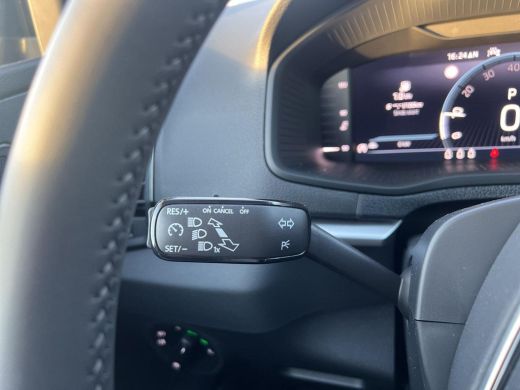 Skoda Karoq 1.5 TSI ACT Business Edition | LED | A. Camera | Cruise | Navi | 150Pk | ActivLease financial lease