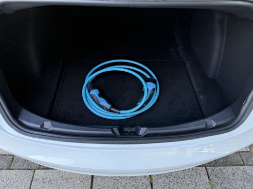 Tesla Model 3 Range Plus RWD | Autopilot | Panorama | Leder | ActivLease financial lease