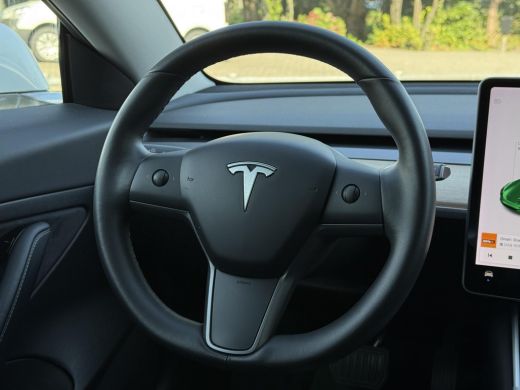 Tesla Model 3 Range Plus RWD | Autopilot | Panorama | Leder | ActivLease financial lease