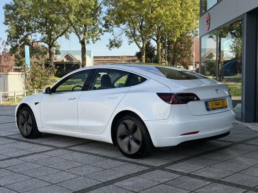 Tesla Model 3 Range Plus RWD | Autopilot | Panorama | Leder | ActivLease financial lease