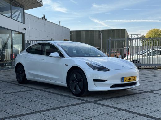 Tesla Model 3 Range Plus RWD | Autopilot | Panorama | Leder | ActivLease financial lease