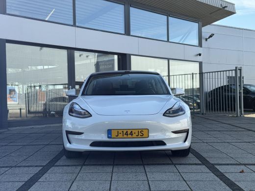 Tesla Model 3 Range Plus RWD | Autopilot | Panorama | Leder | ActivLease financial lease