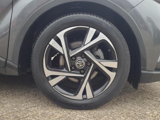 Toyota C-HR 1.8 Hybrid Executive | Apple CarPlay | Stoel/Stuur/Ruit verwarming | Rijklaarprijs incl. garantie | ActivLease financial lease