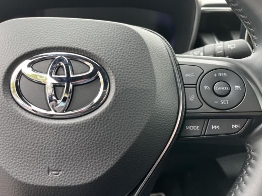 Toyota Corolla 1.8 Hybrid Active | Parkeersensoren | Navigatiesysteem | CarPlay | Keyless entry | ActivLease financial lease