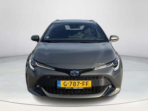 Toyota Corolla Touring Sports 1.8 Hybrid Style **NAVIGATIE/ HEAD-UP DISPLAY/ STOELVERWARMING/ 36 MAANDEN GARANTIE** ActivLease financial lease