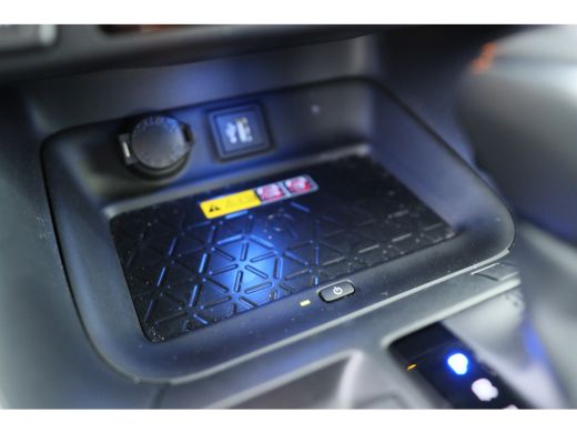 Toyota RAV4 2.5 Hybrid Style Bi-tone | LED | Navi | Clima | Cruise Adaptive | Stoelverwarming | JBL | Keyless... ActivLease financial lease