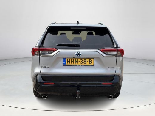 Toyota RAV4 2.5 Plug-in Hybrid AWD Business | Zircon Silver | Trekhaak | Demo ActivLease financial lease