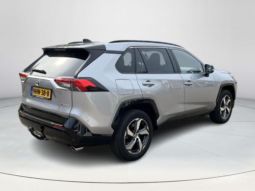 Toyota RAV4 2.5 Plug-in Hybrid AWD Business | Zircon Silver | Trekhaak | Demo ActivLease financial lease