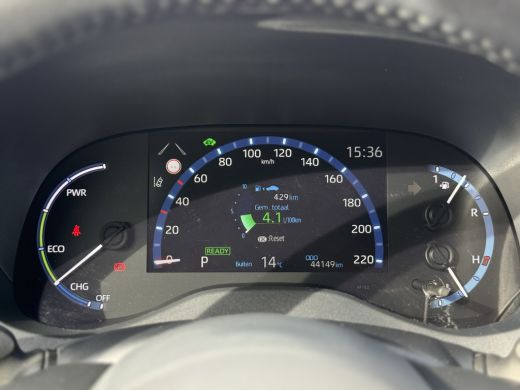 Toyota Yaris Cross 1.5 Hybrid Dynamic | CarPlay | Camera | ACC | Keyless | LED | DAB+ | 17 inch ActivLease financial lease