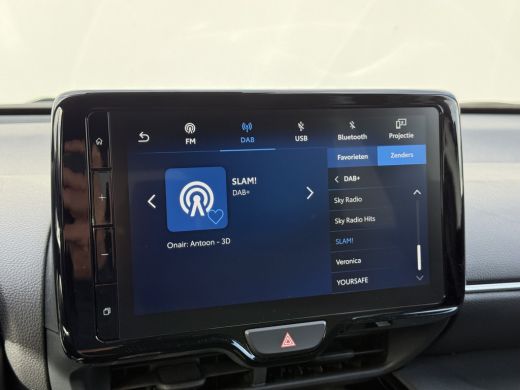 Toyota Yaris Cross 1.5 Hybrid Dynamic | CarPlay | Camera | ACC | Keyless | LED | DAB+ | 17 inch ActivLease financial lease