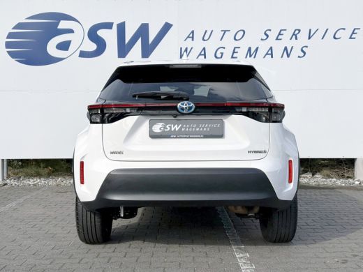 Toyota Yaris Cross 1.5 Hybrid Dynamic | CarPlay | Camera | ACC | Keyless | LED | DAB+ | 17 inch ActivLease financial lease