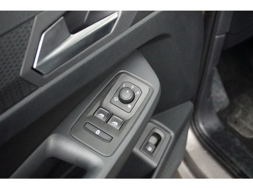 Volkswagen Caddy 1.5 e-Hybrid 150PK PHEV Life | 7 ZITS | CAMERA | NAVI BY APP | 17 INCH | 2X SCHUIFDEUR ActivLease financial lease
