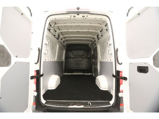 Volkswagen Crafter 35 2.0 TDI L3H3 | 140PK | Airco | Camera | Cruise | 3-Ztis | Parkeersens. ActivLease financial lease