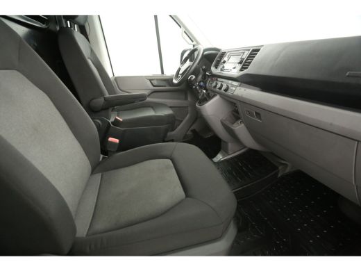 Volkswagen Crafter 35 2.0 TDI L3H3 | 140PK | Airco | Camera | Cruise | 3-Ztis | Parkeersens. ActivLease financial lease