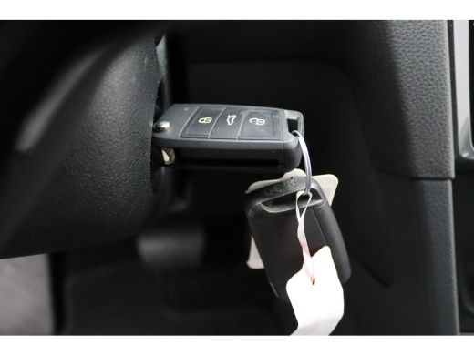 Volkswagen e-Golf E-DITION | Airco (automatisch) | Armsteun voor | Bestuurdersstoel in hoogte verstelbaar ActivLease financial lease