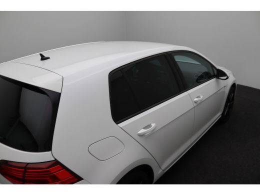 Volkswagen e-Golf E-DITION | Airco (automatisch) | Armsteun voor | Bestuurdersstoel in hoogte verstelbaar ActivLease financial lease