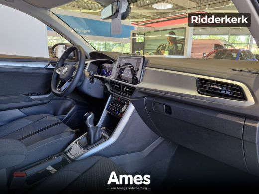 Volkswagen T-Roc Life Edition 1.0 TSI 116 PK ActivLease financial lease