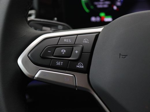 Volkswagen Tiguan 1.5 eHybrid Elegance 204PK DSG Ergo Active Bestuurdersstoel, LED, Achteruitrijcamera, Navi, Keyle... ActivLease financial lease