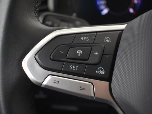 Volkswagen Tiguan 1.5 eTSI 96 kW 130pk DSG/AUTO | Trekhaak | Dodehoekdetctie | Park assist | Camera achter | Adapti... ActivLease financial lease