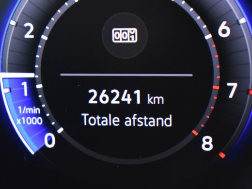 Volkswagen Tiguan 1.5 eTSI 96 kW 130pk DSG/AUTO | Trekhaak | Dodehoekdetctie | Park assist | Camera achter | Adapti... ActivLease financial lease