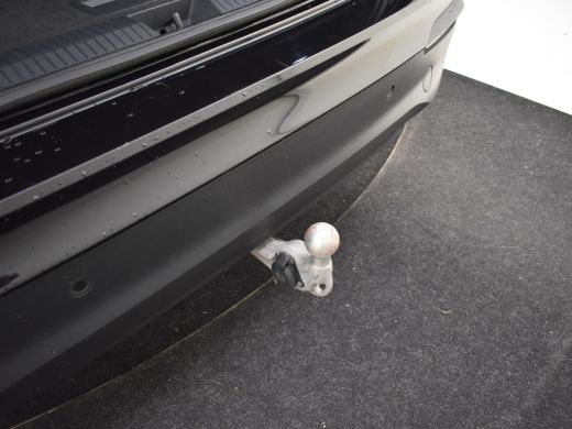 Volkswagen Tiguan 1.5 eTSI 96 kW 130pk DSG/AUTO | Trekhaak | Dodehoekdetctie | Park assist | Camera achter | Adapti... ActivLease financial lease