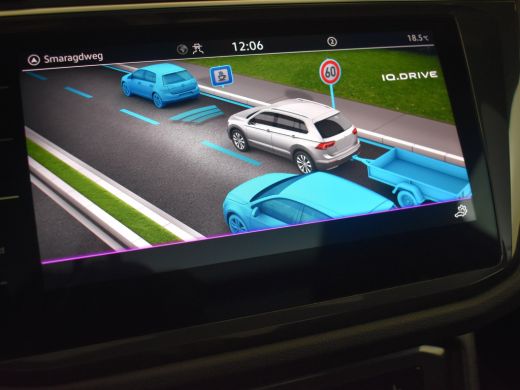 Volkswagen Tiguan 1.5 TSI R-Line Business+ 150pk DSG/AUTO | Trekhaak | Lederen bekleding | Harman & Kardon audio | ... ActivLease financial lease