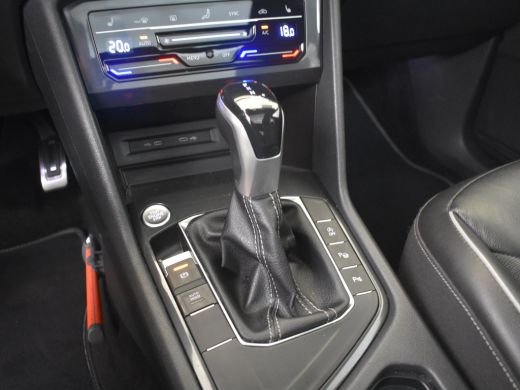 Volkswagen Tiguan 1.5 TSI R-Line Business+ 150pk DSG/AUTO | Trekhaak | Lederen bekleding | Harman & Kardon audio | ... ActivLease financial lease