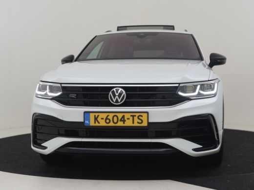 Volkswagen Tiguan 1.5 TSI R-Line Business+ 150pk DSG/AUTO | Trekhaak | Lederen bekleding | Harman & Kardon audio | ... ActivLease financial lease