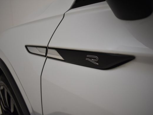 Volkswagen Tiguan 1.5 TSI R-Line Business+ 150pk DSG/AUTO | Trekhaak | Lederen bekleding | Harman & Kardon audio | ... ActivLease financial lease