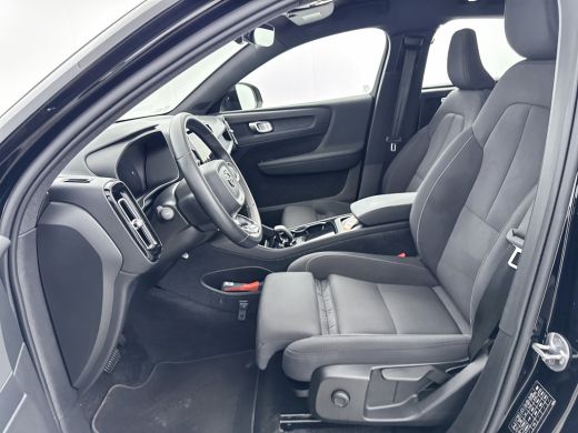 Volvo  C40 Single Motor 69KWh Core | 19" Allseason | Stoel/stuurverwarming | Warmtepomp | Panoramadak | Park... ActivLease financial lease
