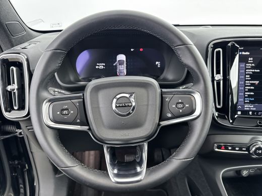 Volvo  C40 Single Motor 69KWh Core | 19" Allseason | Stoel/stuurverwarming | Warmtepomp | Panoramadak | Park... ActivLease financial lease