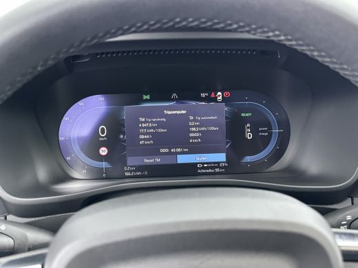 Volvo  C40 Single Motor 69KWh Core | 19" Allseason | Stoel/stuurverwarming | Warmtepomp | Panoramadak | Park... ActivLease financial lease