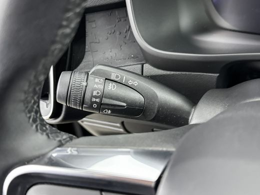 Volvo  C40 Single Motor 69KWh Core | 19" Allseason | Stoel/stuurverwarming | Warmtepomp | Panoramadak | Park... ActivLease financial lease
