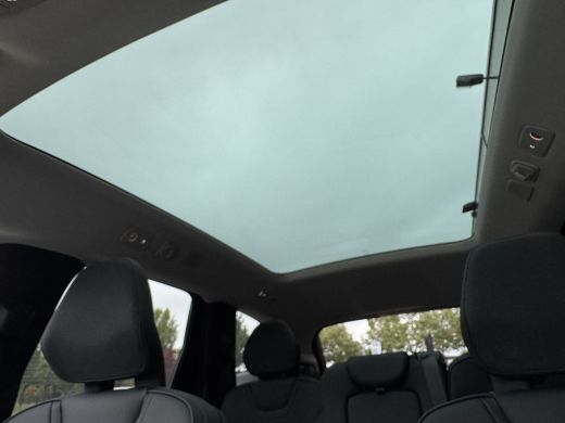 Volvo  EX90 Twin Motor Performance Ultra 7p. 111 kWh | Luchtvering | Bowers&Wilkins | Pilot Assist | Trekhaak | ActivLease financial lease