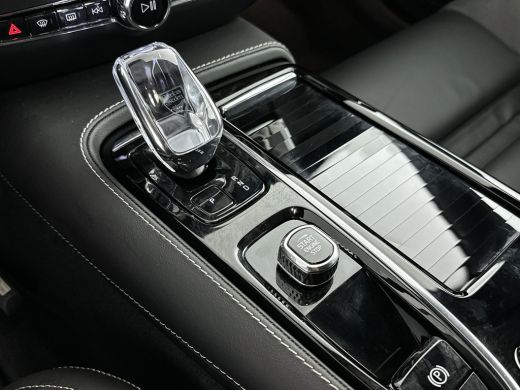 Volvo  V60 T6 Recharge Plus Dark | 18" | Sporstoelen | 360 Camera | Harman Kardon | Trekhaak | Elektr. verst... ActivLease financial lease