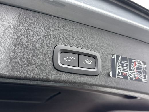 Volvo  XC40 T4 Recharge Inscription Expression | 18" | Navigatie | Carplay | Parkeercamera | Keyless | Elektr... ActivLease financial lease