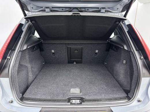 Volvo  XC40 T4 Recharge Inscription Expression | 18" | Navigatie | Carplay | Parkeercamera | Keyless | Elektr... ActivLease financial lease