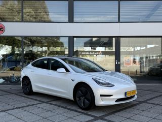 Tesla Model 3 Range Plus RWD | Autopilot | Panorama | Leder |