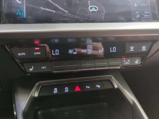 Audi A3 Limousine 30 TFSI S edition | Navi | Virtual | Stoel Verwarming | ActivLease financial lease