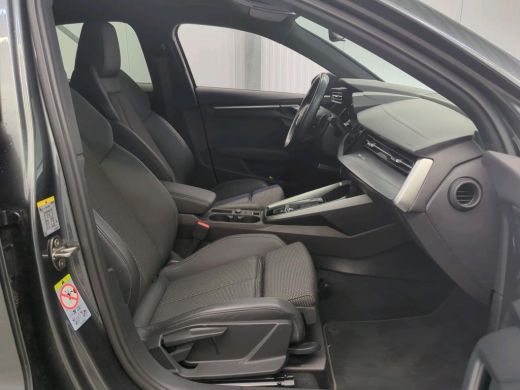 Audi A3 Limousine 30 TFSI S edition | Navi | Virtual | Stoel Verwarming | ActivLease financial lease