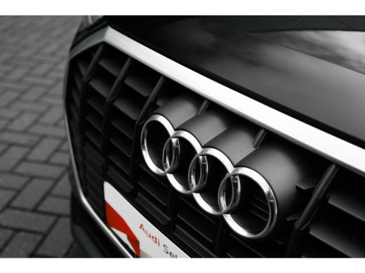 Audi Q3 45 TFSI e S edition 245PK | Ledere Bekleding | Elek. stoelen | Camera Achter | Stoelverw. | Comfo... ActivLease financial lease
