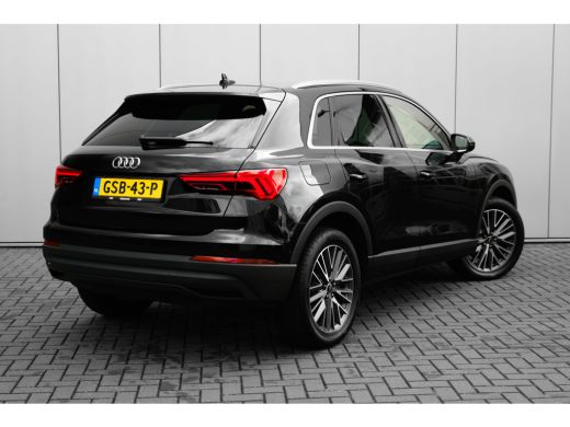 Audi Q3 45 TFSI e S edition 245PK | Ledere Bekleding | Elek. stoelen | Camera Achter | Stoelverw. | Comfo... ActivLease financial lease