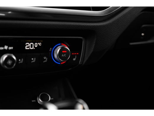 Audi Q3 45 TFSI e S edition 245PK | Ledere Bekleding | Elek. stoelen | Camera Achter | Stoelverw. | Comfo... ActivLease financial lease
