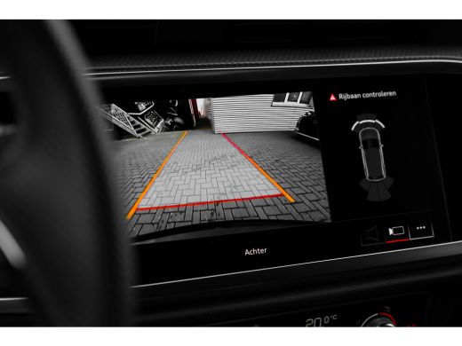 Audi Q3 45 TFSI e S edition 245PK | Ledere Bekleding | Elek. stoelen | Camera Achter | Stoelverw. | Comfo... ActivLease financial lease