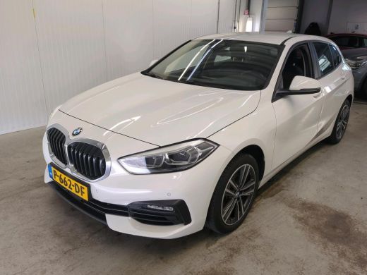 BMW 1 Serie 116d Business Ed. | Navi | Live Cockpit | Led | ActivLease financial lease