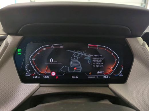BMW 1 Serie 116d Business Ed. | Navi | Live Cockpit | Led | ActivLease financial lease